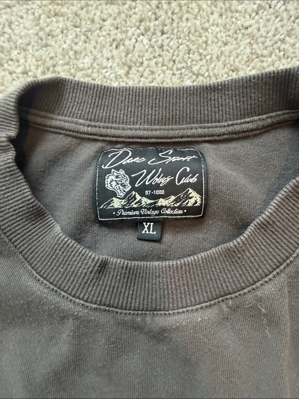 Darc Sport Wolves Club' Men's T-Shirt cropped - Picture 2 of 3